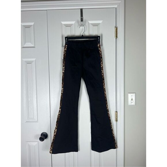 NWT Umgee Womens Leopard Pants Size Small - Picture 1 of 3